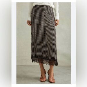 Reiss midi skirt. New with tags. Size 8